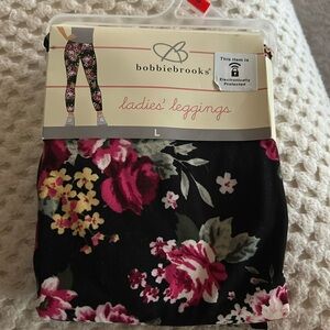 Beautiful and colorful women’s leggings. Bobby Brooks size large. Brand new.